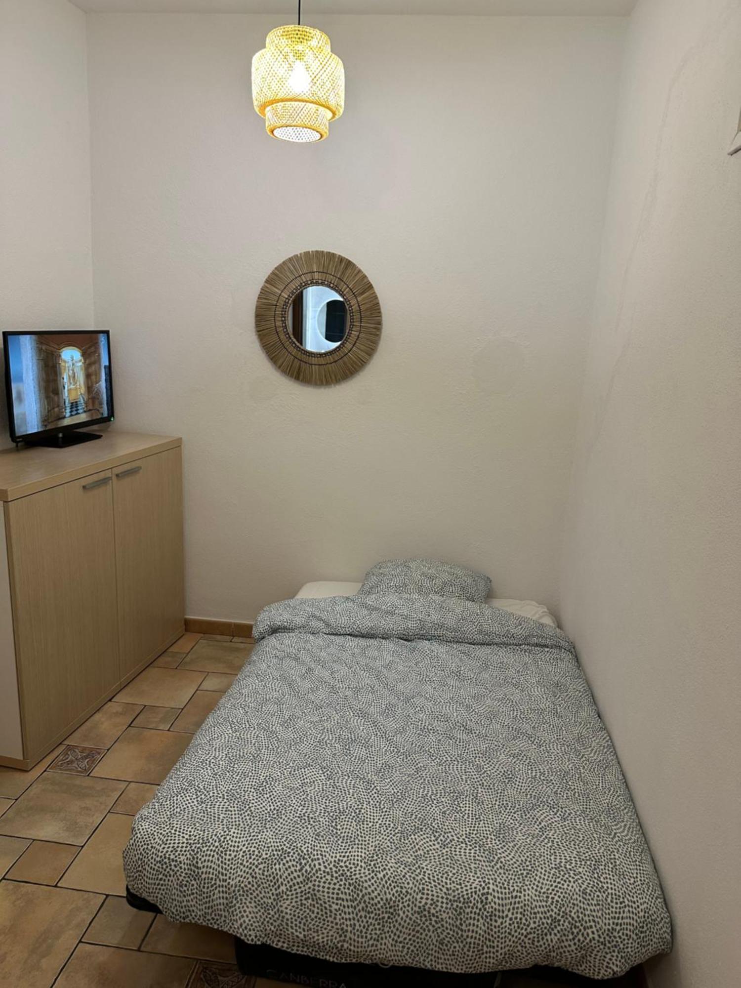 Capodanna, A Deux Pas Des Plages Au Coeur De La Vieille Ville Menton Exteriör bild